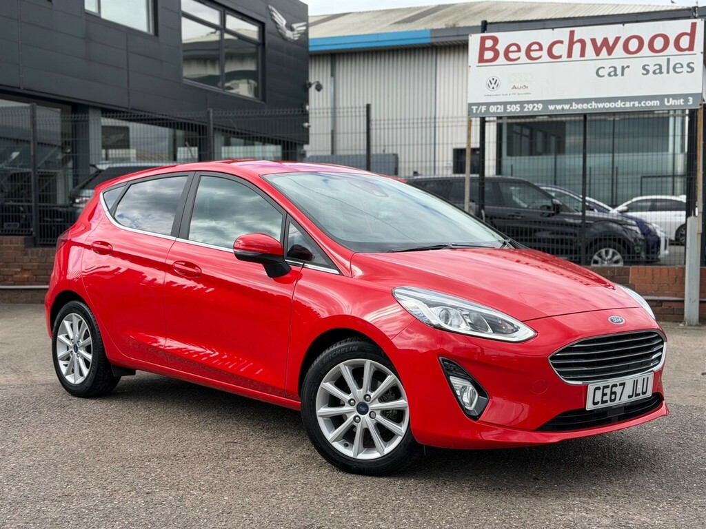 Ford Fiesta 1.0T Ecoboost Titanium Euro 6 Ss Red