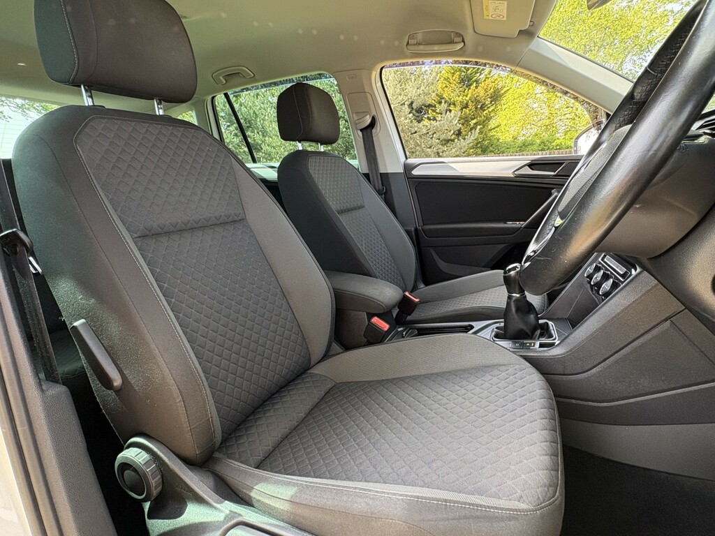 Volkswagen Tiguan Suv 1.4 Tsi Se Navigation 201818 WJ18UFH White #6