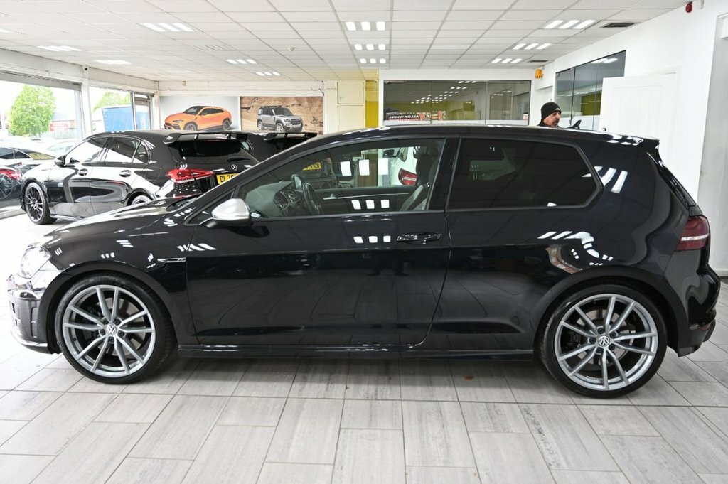 Volkswagen Golf 2L R FG17OVB Black #4
