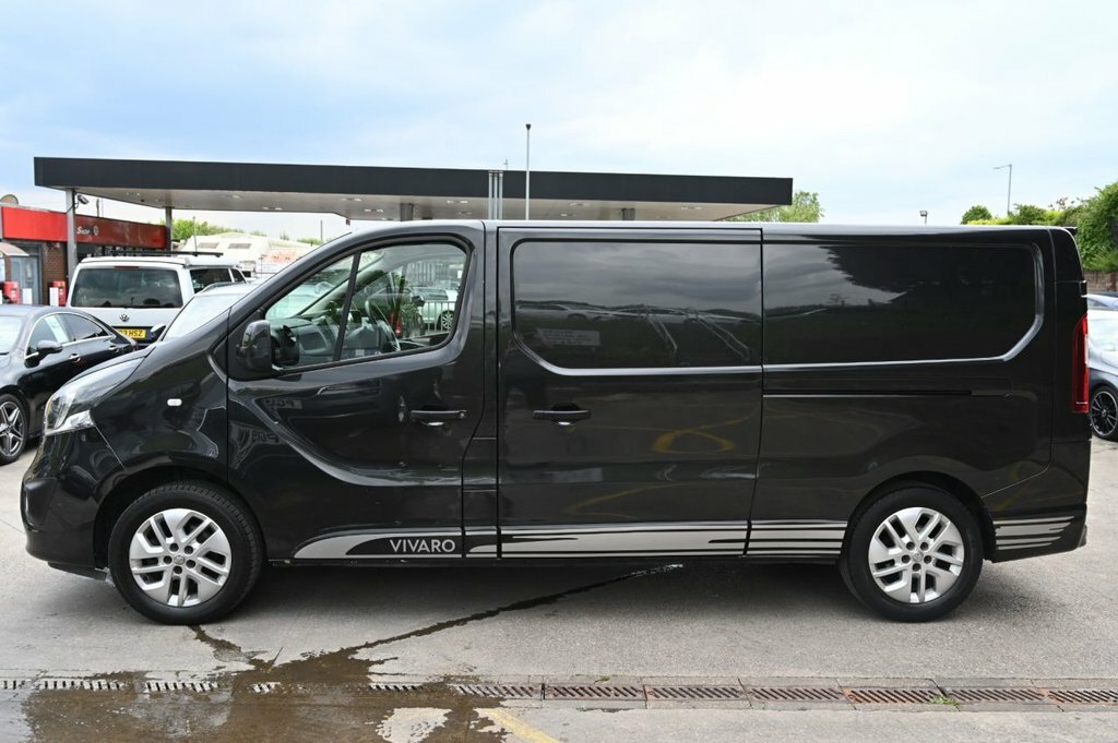 Vauxhall Vivaro 1.6L Limited Edition Nav MA68VLD Black #3
