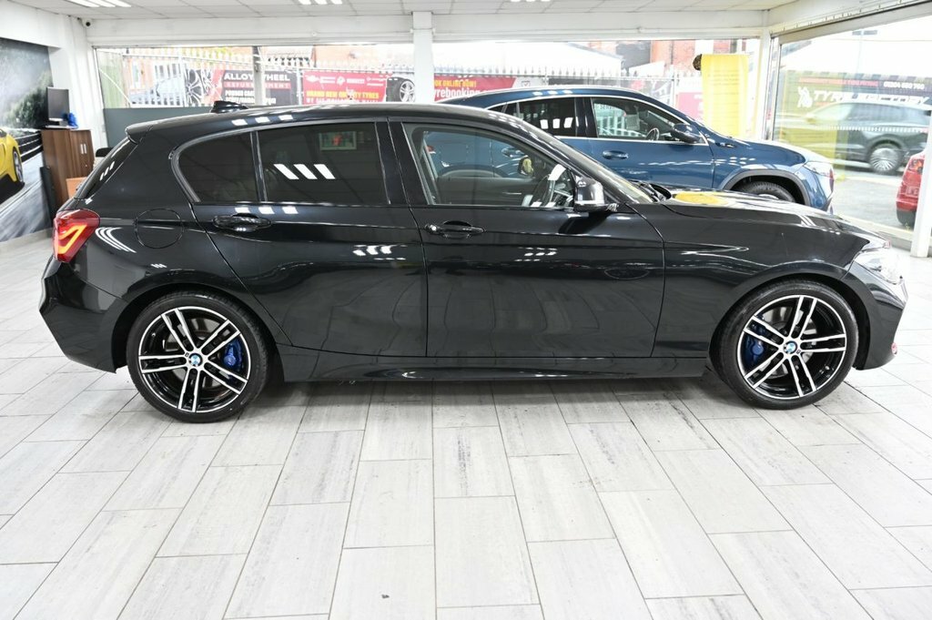 BMW 1 Series 1.5L M Sport Shadow Edition YNZ1373 Black #3