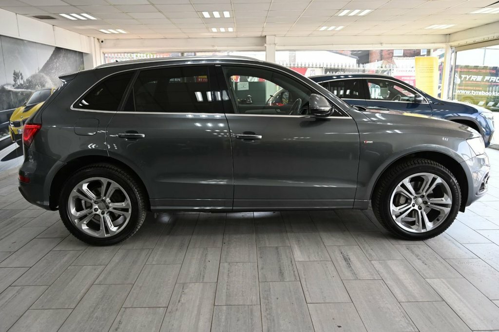 Audi Q5 3L S Line Plus KC16HYX Grey #3