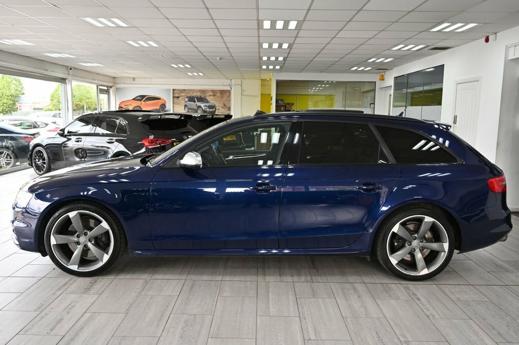 Audi S4 Quattro Black Edition Black #4