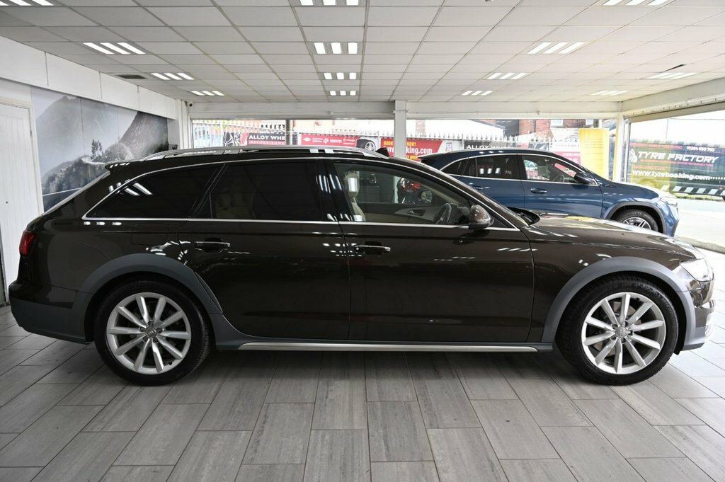 Audi Allroad 3L Sport Brown #3
