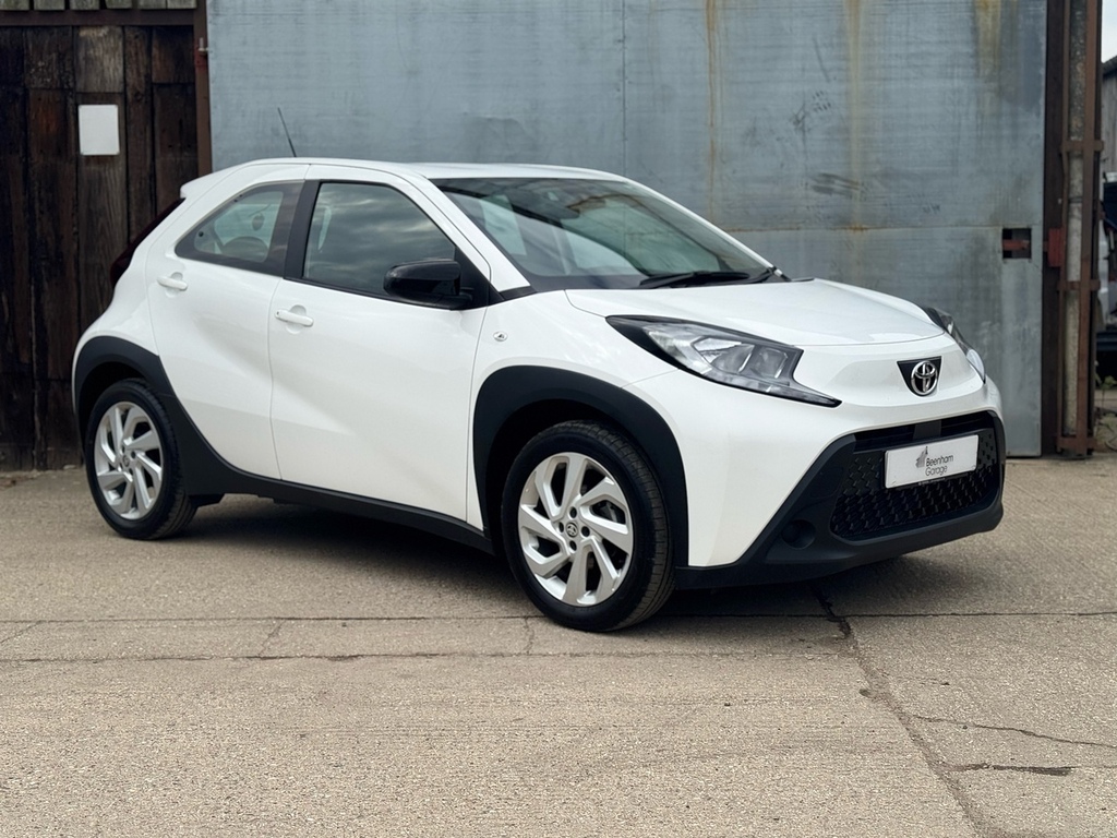 Toyota Aygo X Vvt-i Pure U3303 Ulez White