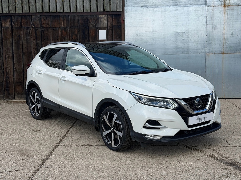 Nissan Qashqai Dig-t Tekna U3309 Ulez White