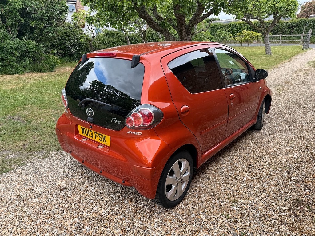 Toyota Aygo Vvt-i Fire U3317 Ulez WU13FSK Orange #4