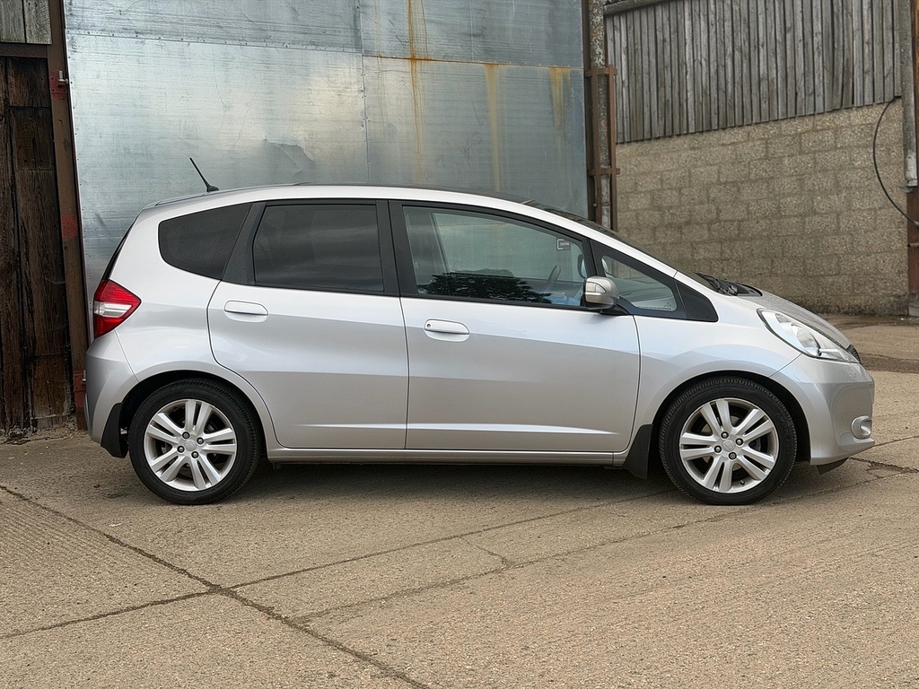 Honda Jazz I-vtec Ex U3324 Ulez Silver #3