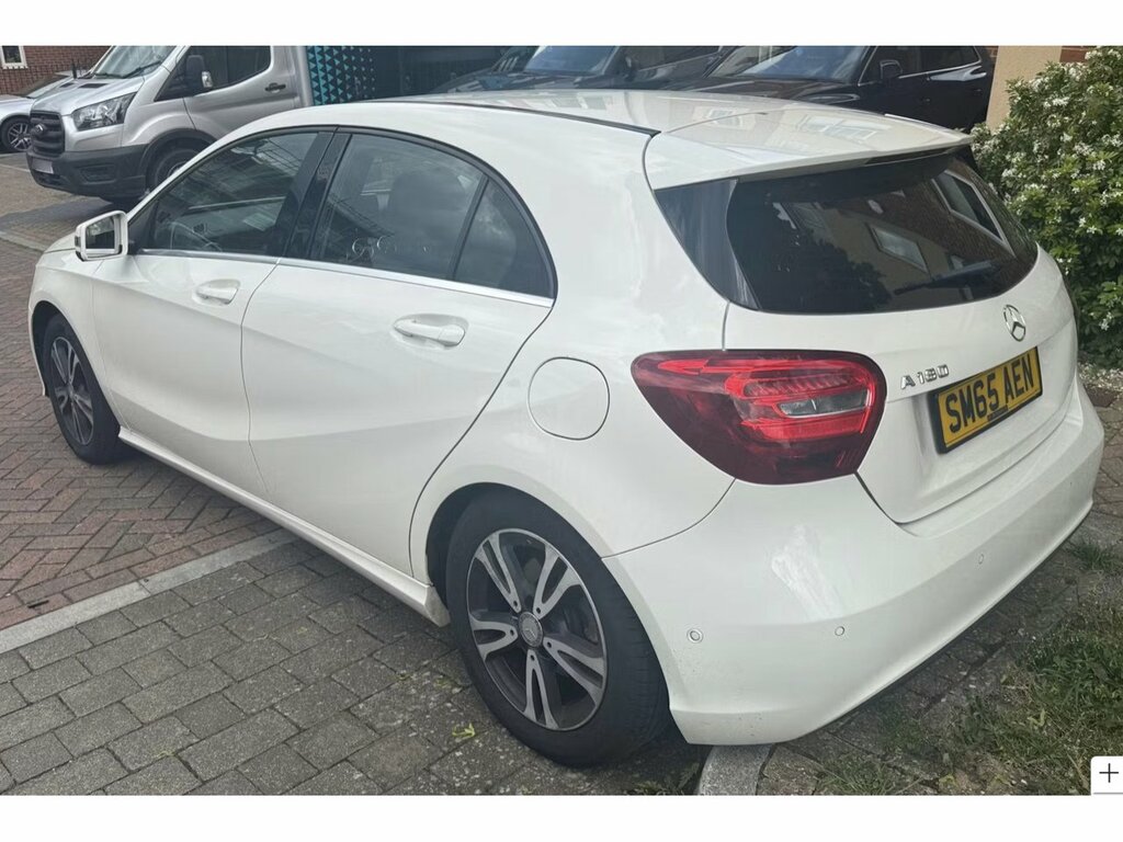 Mercedes-Benz A Class A180 Se U3321 Ulez SM65AEN White #4