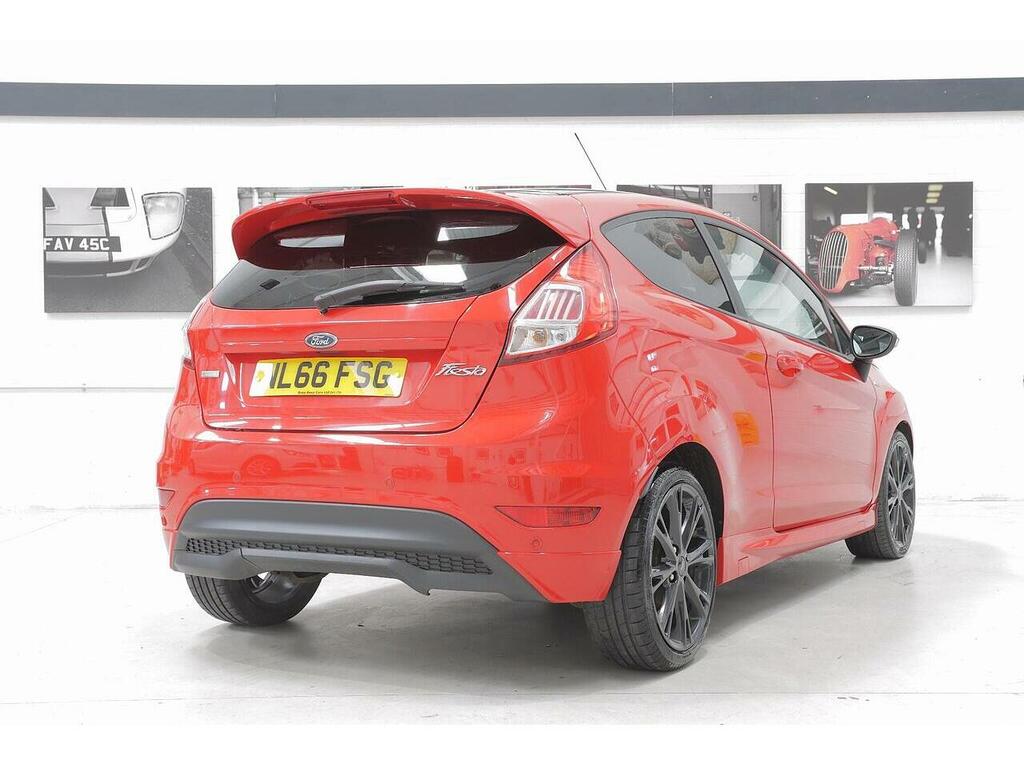 Ford Fiesta 1.0T Ecoboost St-line Euro 6 Ss NL66FSG Red #2