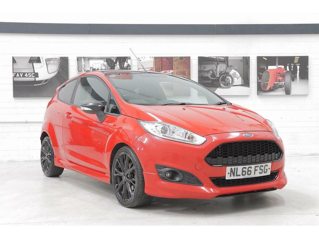 Ford Fiesta 1.0T Ecoboost St-line Euro 6 Ss Red