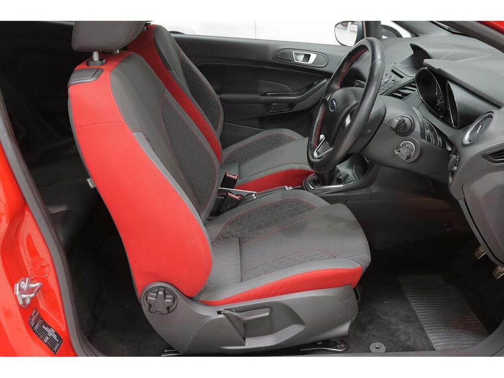 Ford Fiesta 1.0T Ecoboost St-line Euro 6 Ss NL66FSG Red #6