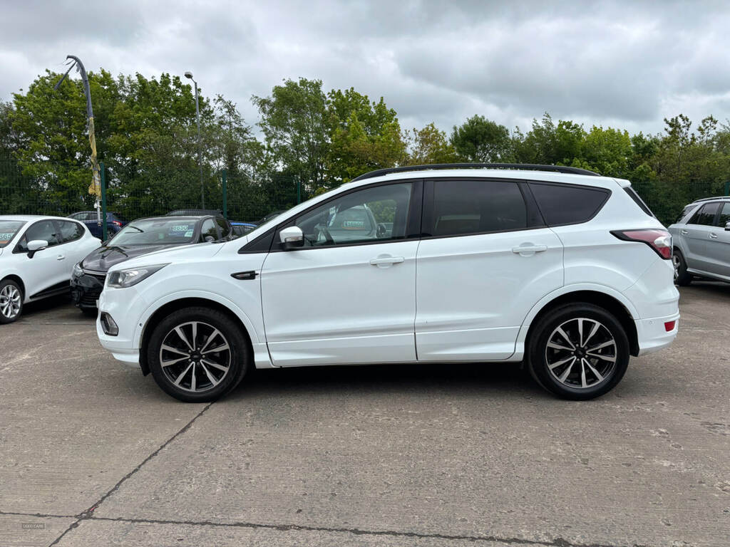 Ford Kuga 1.5 Tdci St-line 2Wd EN19MHO White #3