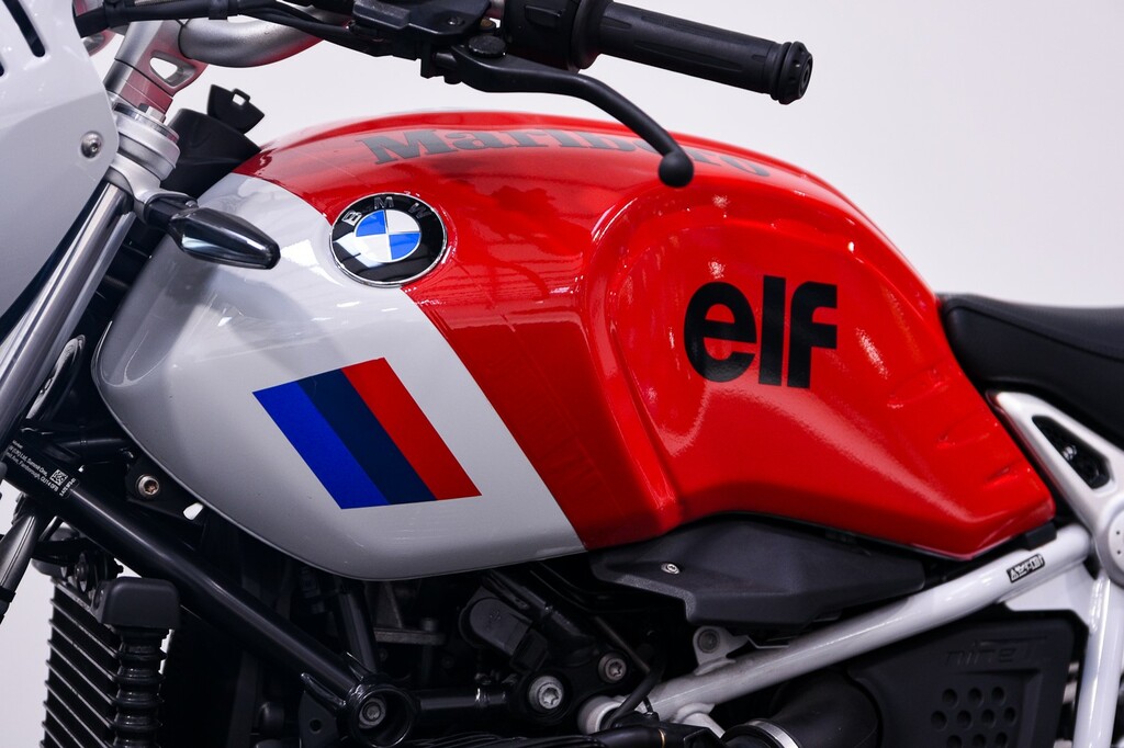 BMW Sports Black #5