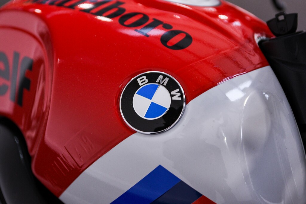 BMW Sports Black #4
