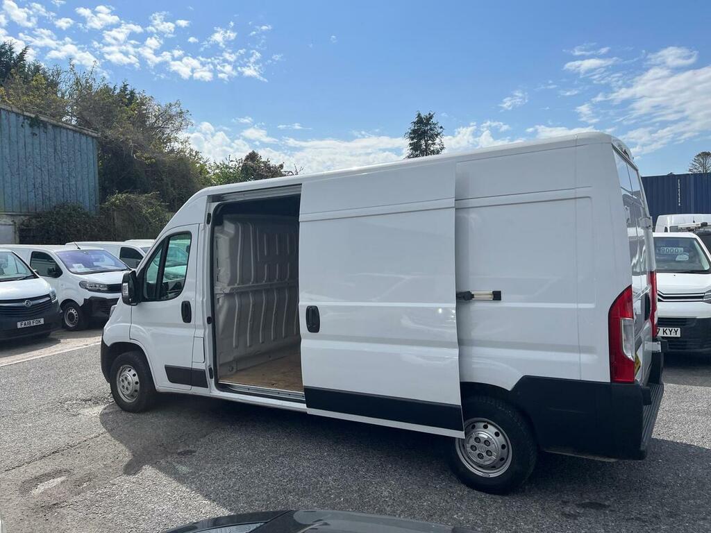 Citroen Relay Bluehdi 35 Enterprise LJ72REH White #6