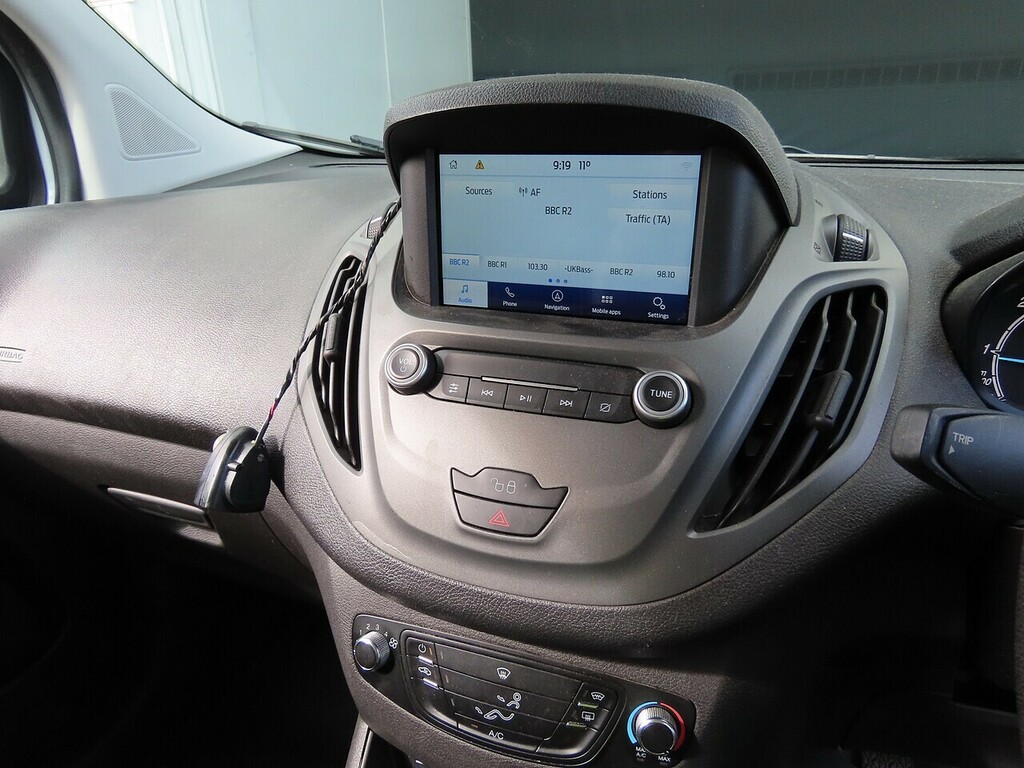 Ford Transit Courier Tdci Trend White #5