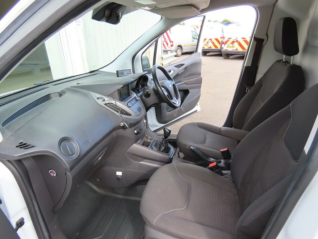 Ford Transit Courier Tdci Trend White #6