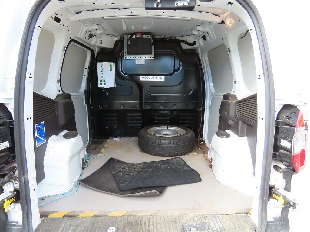 Ford Transit Courier Tdci Trend White #4