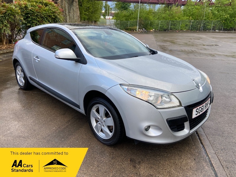 Renault Megane Dynamique Tomtom Vvt 1.6 Silver
