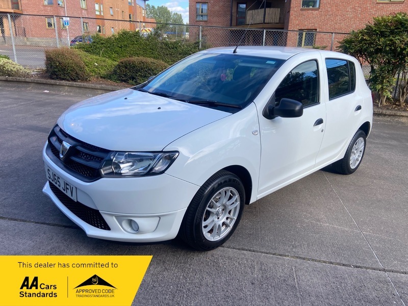 Dacia Sandero 1.2 Ambiance SJ65JFV White #2