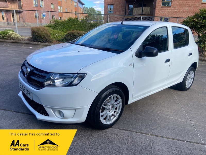 Dacia Sandero 1.2 Ambiance White