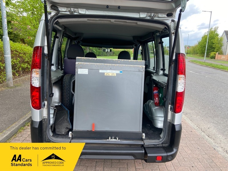 Fiat Doblo 8V Active Gleneagles Wheelchair Silver #6