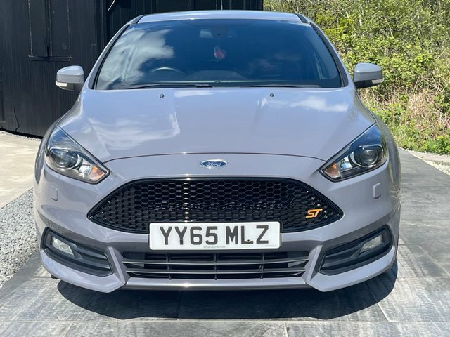 Ford Focus 2.0T Ecoboost St-3 Hatchback Eur YY65MLZ Grey #2