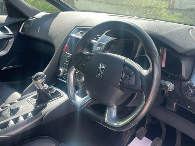 Citroen DS5 2.0 Hdi Dstyle Hatchback Euro 5 Black #4