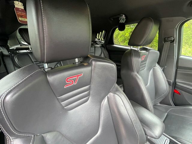 Ford Focus 2.0T Ecoboost St-3 Hatchback Eur LP66FSZ Grey #6