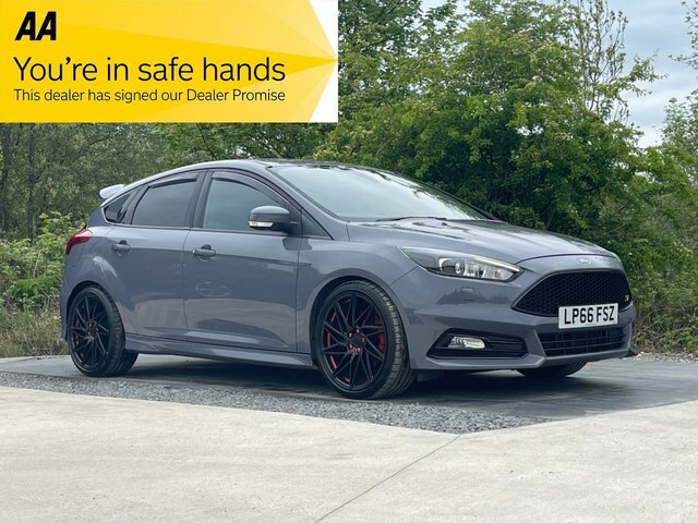 Ford Focus 2.0T Ecoboost St-3 Hatchback Eur Grey