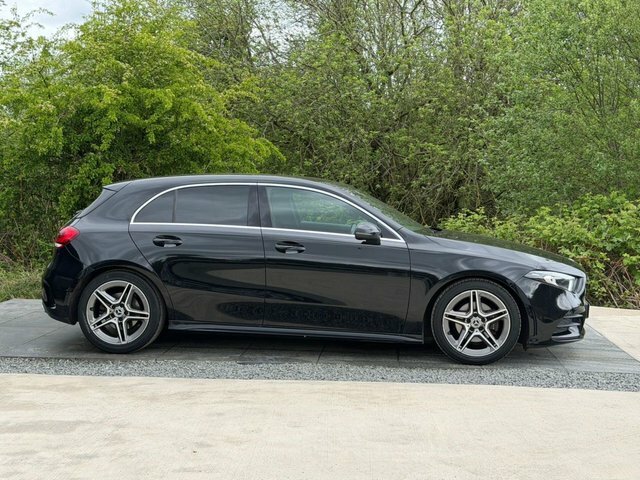Mercedes-Benz A Class 1.3 A200 Amg Line Hatchback 7G-dct Euro WF69NXD Black #2