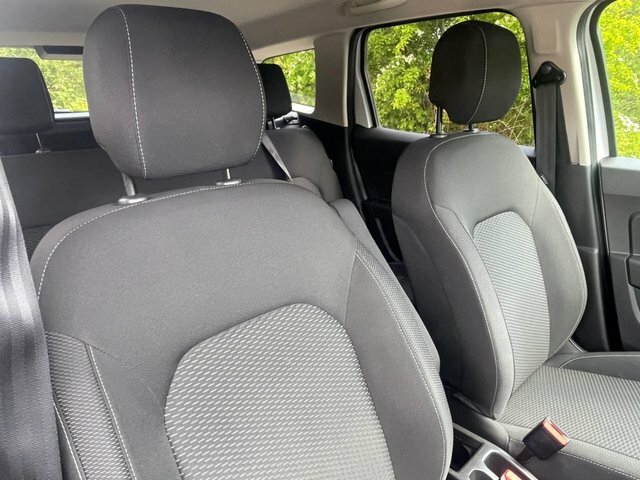 Dacia Duster 1.3 Tce Comfort Suv Euro 6 S S LT69FZH White #6