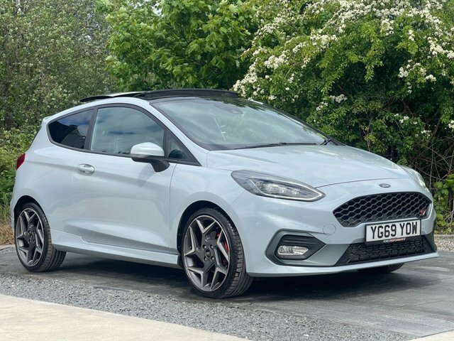 Ford Fiesta 1.5T Ecoboost St-3 Hatchback Eur YG69YOW Silver #2