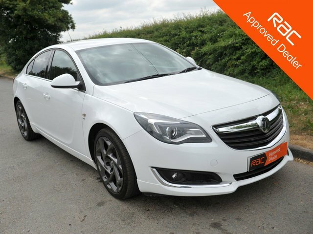 Vauxhall Insignia 1.6 Cdti Sri VX Line Hatchback E White