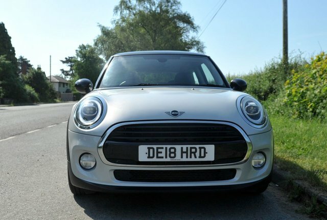 Mini Hatch 1.5 Cooper Hatchback Euro 6 S S DE18HRD Silver #2