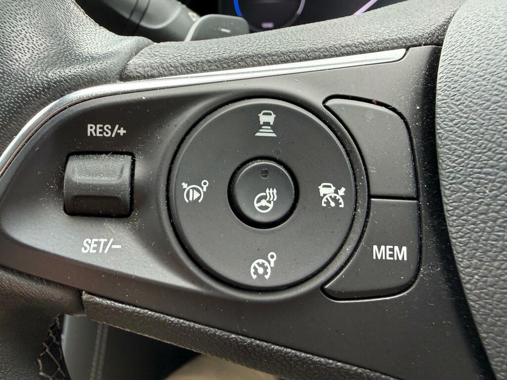 Vauxhall Grandland 1.6 13.2Kwh Gs Line Suv Plug-in Hybrid AMZ1401 Black #3
