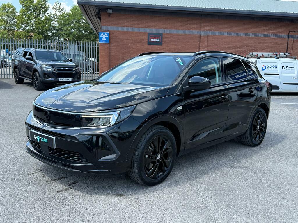 Vauxhall Grandland 1.6 13.2Kwh Gs Line Suv Plug-in Hybrid BT22OWZ Black #6
