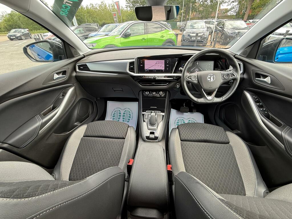 Vauxhall Grandland 1.6 13.2Kwh Elite Suv Plug-in Hybrid Au SV22ZTD Blue #2