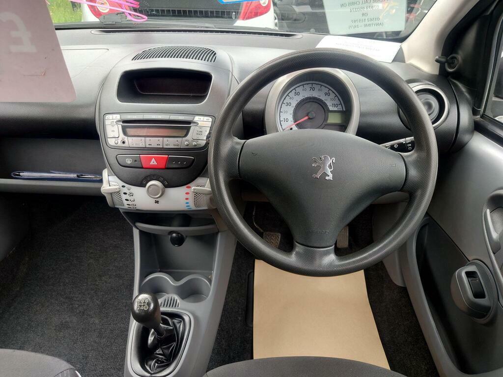 Peugeot 107 1.0 12V Urban Euro 5 BT61OVH Silver #4