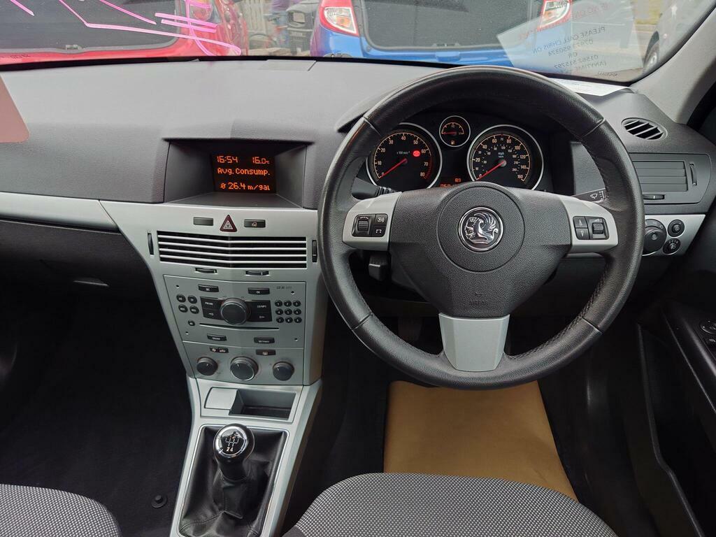 Vauxhall Astra 1.4I 16V Active DA10EYT Red #3