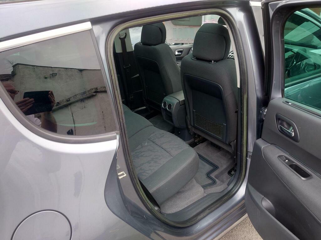 Peugeot 3008 1.6 Hdi Allure Euro 5 Grey #6