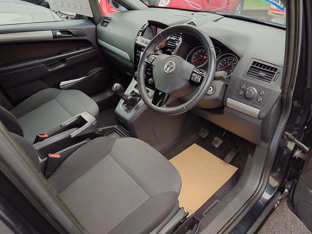 Vauxhall Zafira 1.6 16V Design Euro 5 NJ63EKP Black #4