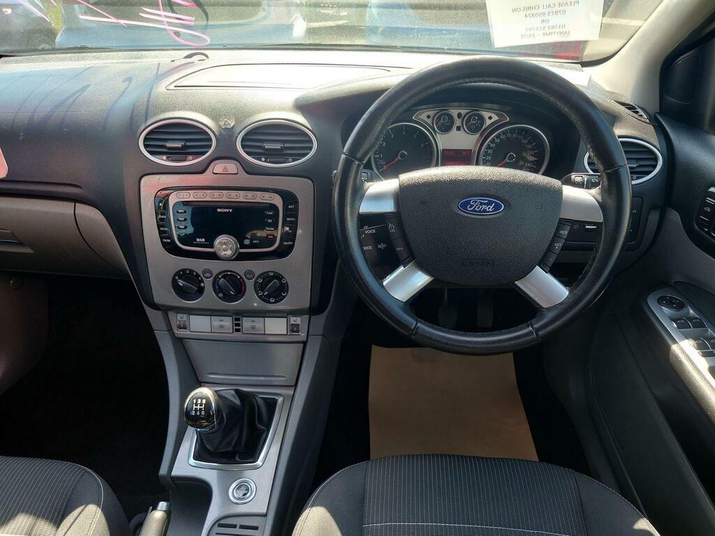 Ford Focus 1.6 Titanium DX60HWS Silver #3
