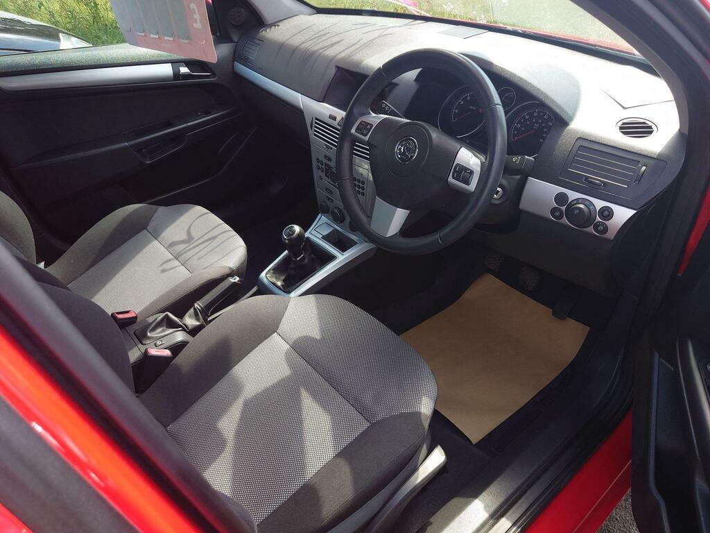 Vauxhall Astra 1.4I 16V Active Red #4