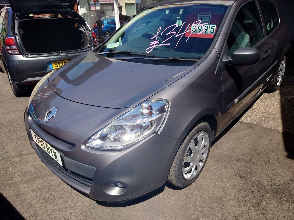 Renault Clio 1.2 16V Dynamique Sport Tourer Silver