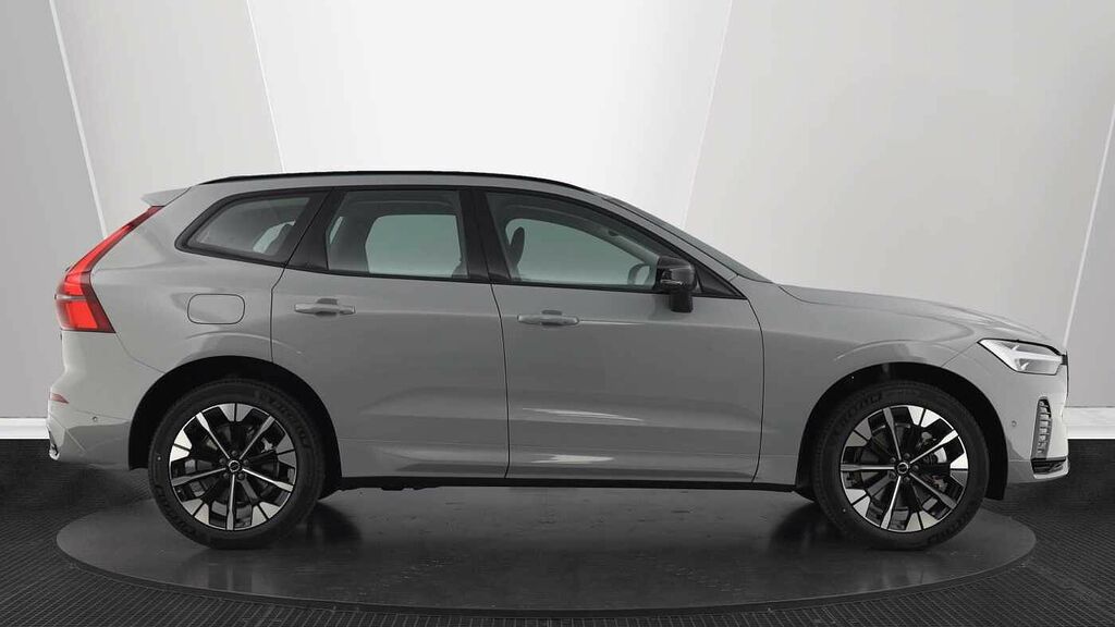 Volvo XC60 Plus, B5 Awd Mild Hybrid, Dark 360 Camera KN75FHS Grey #3