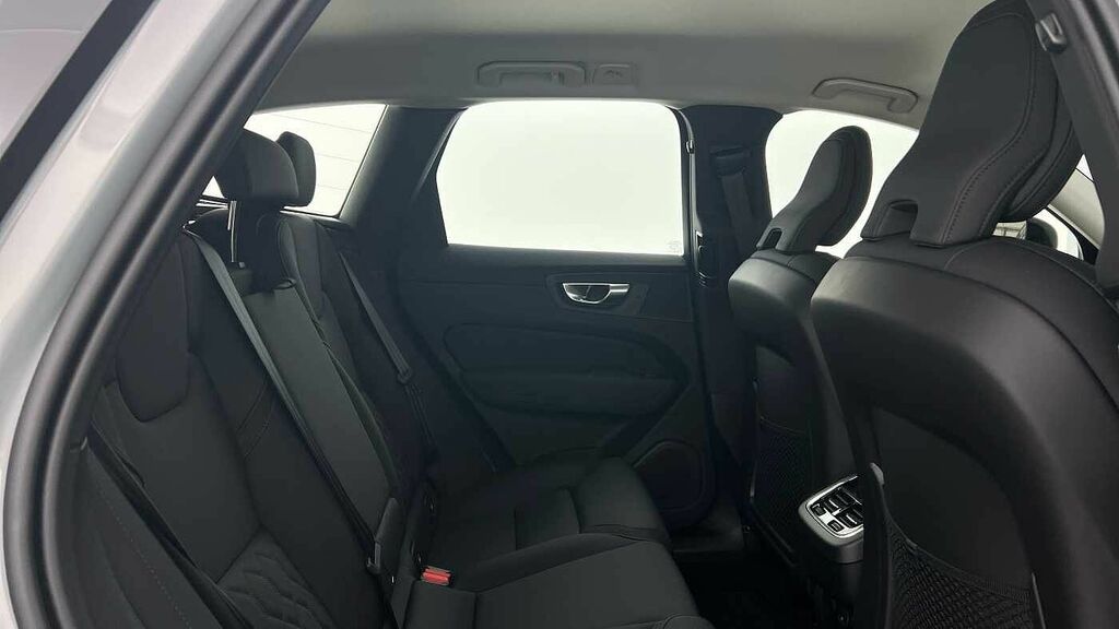 Volvo XC60 Plus, B5 Awd Mild Hybrid, Dark 360 Camera KN75FHS Grey #6