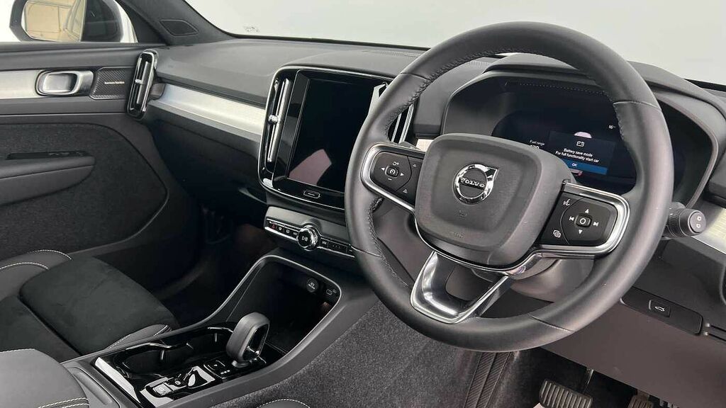 Volvo XC40 Black Edition Ultra, B4 Mild Hybrid, Panor RF25ZTY Black #4