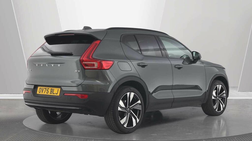 Volvo XC40 Ultra, B3 Mild Hybrid, Dark Forest Lake, OV75BLJ #2